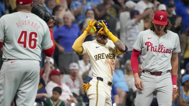 Phillies Brewers Baseball 